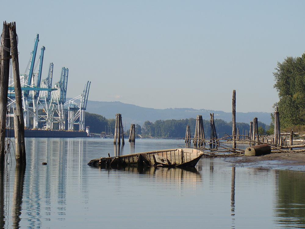 Small boat in the Columbia Slough